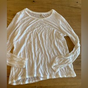 Tresics Classic White Knit Top‎ Medium Women’s Preloved